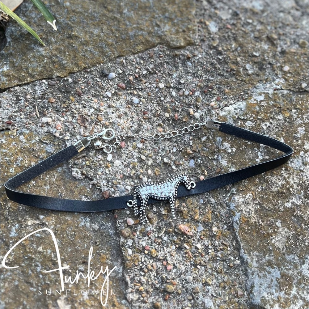 Horse Rhinestone Chocker - Picture 3 of 4